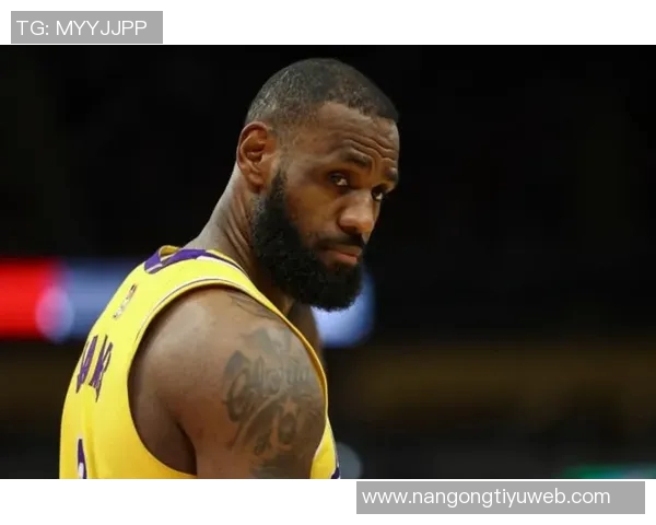 斯普利特谈罗威出场情况期待明天背靠背比赛表现提升 斯普利特谈罗威出场情况期待明天背靠背比赛表现提升