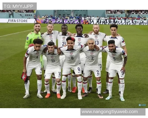 泰勒亚当斯称赞普利西奇为世界级球员需给予更多自由度以发挥潜力