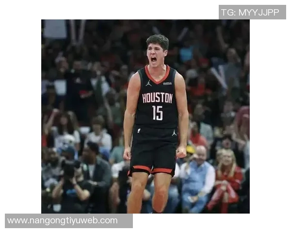 谢泼德虽身高不足1米9却展现惊人跳投能力KD身边空位三分机会频频出现 谢泼德虽身高不足1米9却展现惊人跳投能力KD身边空位三分机会频频出现