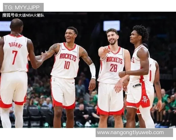 申京亚当斯谢泼德同场表现出色KD下场时球队进攻效率飙升至1225