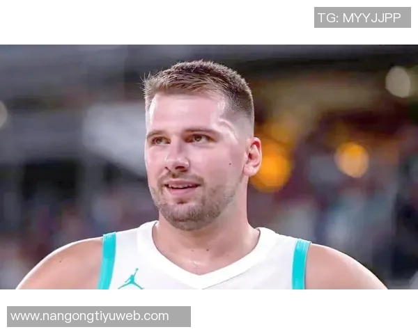 东契奇谈球队默契：全力以赴的拼搏精神让比赛更具乐趣