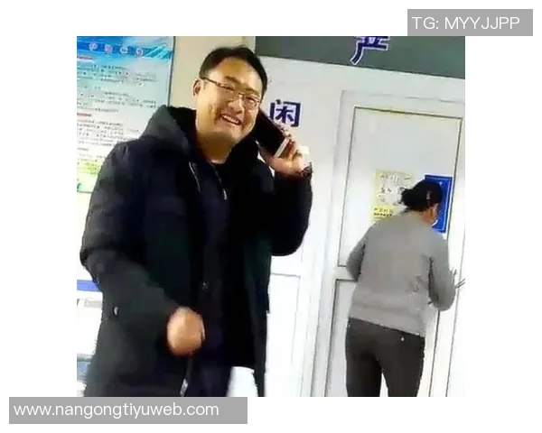 摩纳哥十人迎战逆境科雷尔最后时刻拼尽全力被红牌罚下