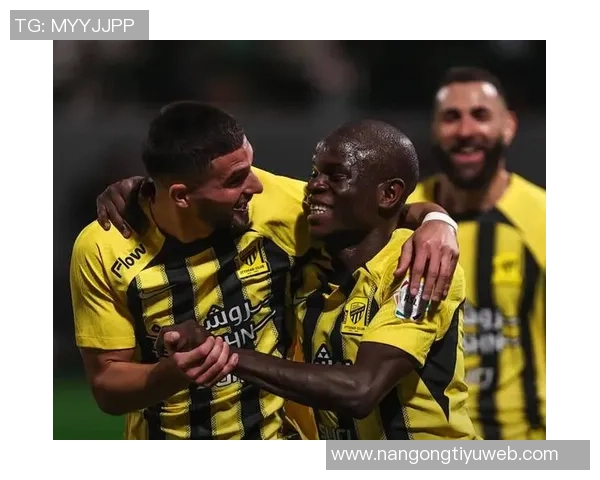 德转统计揭晓欧冠赛季连续进球榜本泽马梅西并列第一C罗紧随其后