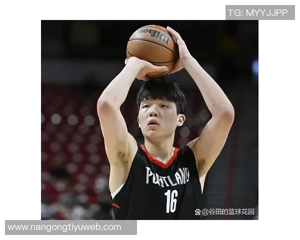 杨瀚森赛季三分球命中率仅136罚球表现却相对稳定继续努力提升状态