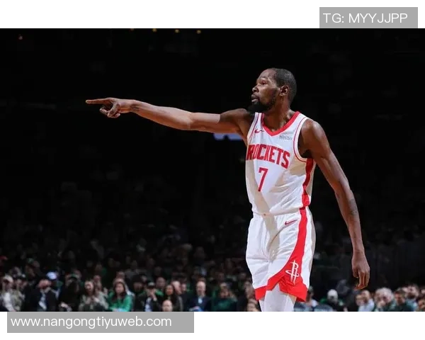 杜兰特赞阿门持球能力出色三分球自信决策无懈可击