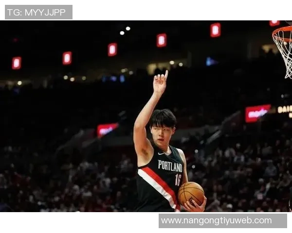 杨瀚森的高光时刻引发关注但他仍需时间与经验的积累